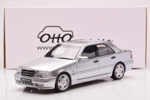 Mercedes C36 AMG W202 Plata Otto 1:18 OT443 Resina - imagen 6 de 6