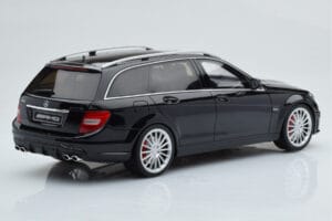 Mercedes C63 AMG S204 T-Model Negro GT Spirit 1:18 GT760 Resina - imagen 2 de 6