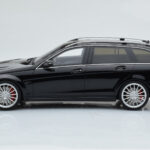 Mercedes C63 AMG S204 T-Model Negro GT Spirit 1:18 - image 3 of 6