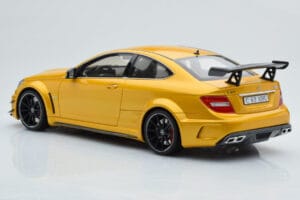 Mercedes C63 AMG W204 Black Series Oro GT Spirit 1:18 GT034 Resina - imagen 5 de 6