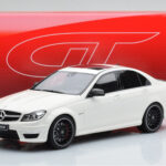 Mercedes C63 AMG W204 Blanco GT Spirit 1:18 - image 6 of 6