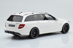 Mercedes C63 AMG S204 T-Model Blanco GT Spirit 1:18 GT147 Resina - imagen 2 de 8