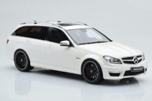 Mercedes C63 AMG S204 T-Model Blanco GT Spirit 1:18 GT147 Resina - imagen 4 de 8