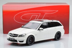 Mercedes C63 AMG S204 T-Model Blanco GT Spirit 1:18 GT147 Resina - imagen 8 de 8