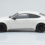 Mercedes C63S AMG C205 Coupé Blanco GT Spirit 1:18 - image 3 of 6