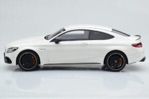 Mercedes C63S AMG C205 Coupé Blanco GT Spirit 1:18 B66965707 Resina - imagen 3 de 6