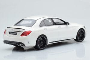 Mercedes C63S AMG W205 Blanco GT Spirit 1:18 B66960370 Resina - imagen 2 de 6
