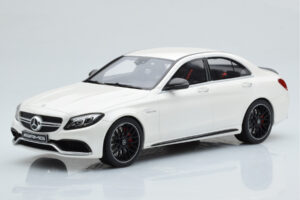 Mercedes C63S AMG W205 Blanco GT Spirit 1:18