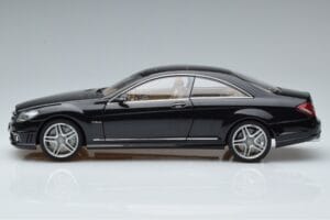 Mercedes CL63 AMG C216 Negro AUTOart 1:18 76169 Metal - imagen 3 de 6