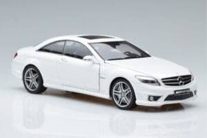 Mercedes CL63 AMG C216 Blanco AUTOart 1:18 76167 Metal - imagen 4 de 6