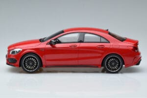 Mercedes CLA 45 AMG C117 Jupiter Rojo GT Spirit 1:18 GT031 Resina - imagen 3 de 6