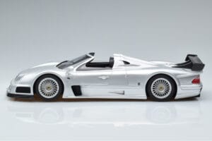 Mercedes CLK GTR Roadster Plata GT Spirit 1:18 GT155 Resina - imagen 3 de 6