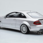 Mercedes CLK63 AMG C209 Coupé Plata Otto 1:18 - image 5 of 6