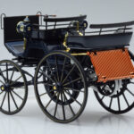 Mercedes Daimler Motorkutsche Azul Oscuro Norev 1:18 - image 5 of 6