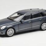Mercedes E-Class S212 T-Model Tenorit Gris Metalizado Minichamps 1:18 B66962447