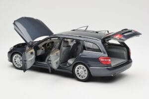 Mercedes E-Class S212 T-Model Tenorit Gris Metalizado Minichamps 1:18 B66962447 Metal - imagen 5 de 8