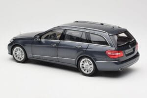 Mercedes E-Class S212 T-Model Tenorit Gris Metalizado Minichamps 1:18 B66962447 Metal - imagen 7 de 8