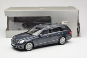 Mercedes E-Class S212 T-Model Tenorit Gris Metalizado Minichamps 1:18 B66962447 Metal - imagen 8 de 8