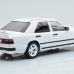Mercedes E-Class W124 Tuning Blanco MCG 1:18 - image 2 of 6
