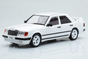 Mercedes E-Class W124 Tuning Blanco MCG 1:18 MCG18343