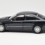 Mercedes E-Class W211 Azul Metalizado Kyosho 1:18 B66962147 - image 4 of 8