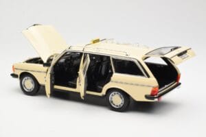 Mercedes 230T W123 T-Model Taxi Norev 1:18 183731 Metal - imagen 5 de 8