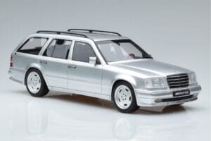 Mercedes E36 AMG S124 Plata Otto 1:18 OT889 Resina - imagen 4 de 6