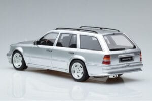 Mercedes E36 AMG S124 Plata Otto 1:18 OT889 Resina - imagen 5 de 6