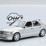 Mercedes E500 W124 Plata Otto 1:18 - image 6 of 6