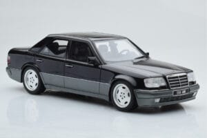 Mercedes E60 AMG W124 Negro Otto 1:18 OT131 Resina - imagen 4 de 6