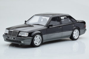 Mercedes E60 AMG W124 Negro Otto 1:18