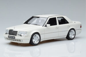 Mercedes E60 AMG W124 Blanco Otto 1:18