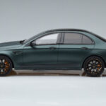 Mercedes E63 AMG Brabus 800 W213 Verde GT Spirit 1:18 - image 3 of 6