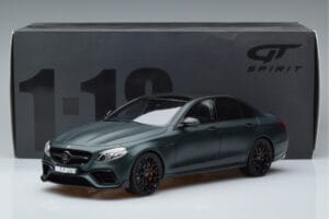 Mercedes E63 AMG Brabus 800 W213 Verde GT Spirit 1:18 GT208 Resina - imagen 6 de 6