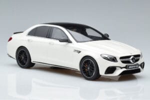 Mercedes AMG E63 S W213 Blanco GT Spirit 1:18 B66965711 Resina - imagen 4 de 6