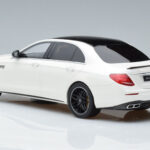 Mercedes AMG E63 S W213 Blanco GT Spirit 1:18 - image 5 of 6