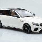 Mercedes AMG E63 S S213 T-Model Blanco GT Spirit 1:18 - image 4 of 6