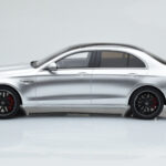 Mercedes AMG E63 S W213 Plata GT Spirit 1:18 - image 3 of 6