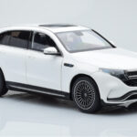 Mercedes EQC 400 Diamond Blanco NZG 1:18 - image 6 of 8