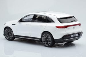 Mercedes EQC 400 Diamond Blanco NZG 1:18 B66963756 Metal - imagen 7 de 8