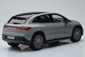 Mercedes EQE SUV X294 AMG Line Alpine Gris NZG 1:18 B66960837 Metal - imagen 3 de 8