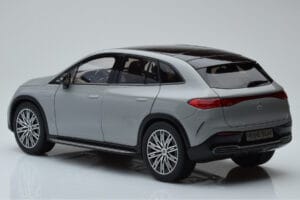 Mercedes EQE SUV X294 AMG Line Alpine Gris NZG 1:18 B66960837 Metal - imagen 7 de 8