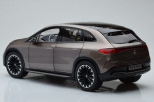 Mercedes EQE SUV X294 AMG Line Velvet Marrón NZG 1:18 B66960836 Metal - imagen 7 de 8