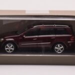 Mercedes GL X164 Cornalina Rojo Minichamps 1:43 - image 4 of 4