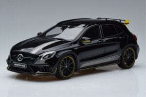 Mercedes AMG GLA45 X156 Amarillo Night Edition GT Spirit 1:18 B66960469 Resina