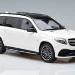 Mercedes AMG GLS63 X166 Blanco GT Spirit 1:18 B66965709 Resina - image 4 of 6