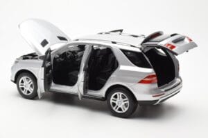 Mercedes M-Class W166 Iridium Plata Metalizado Minichamps 1:18 B66960064 Metal - imagen 5 de 8
