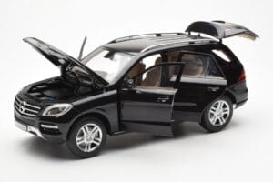 Mercedes M-Class W166 Obsidian Negro Metalizado Minichamps 1:18 B66960063 Metal - imagen 2 de 8