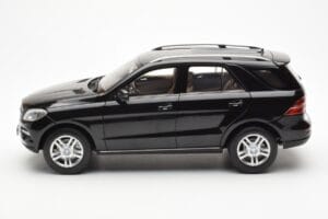 Mercedes M-Class W166 Obsidian Negro Metalizado Minichamps 1:18 B66960063 Metal - imagen 4 de 8