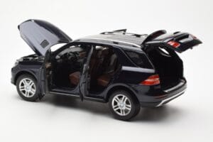 Mercedes M-Class W166 Tansanite Azul Metalizado Minichamps 1:18 B66960065 Metal - imagen 5 de 8